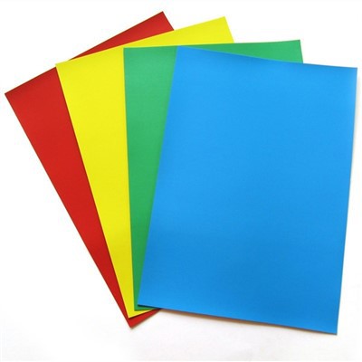 Lliw magnetig rwber yn ôl taflen magnetig gludiog